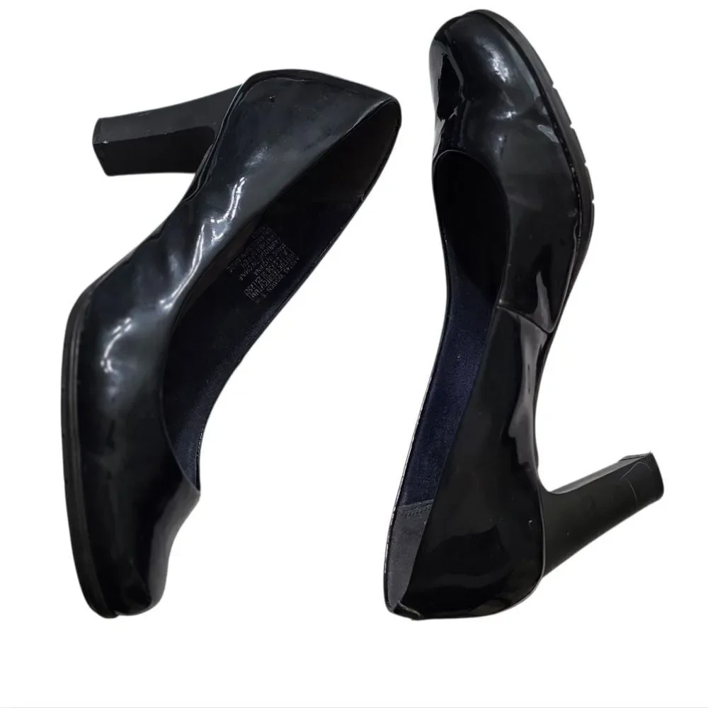 Rockport AdiPrene Navy Patent Leather Women's Shoes With Rubber Sole